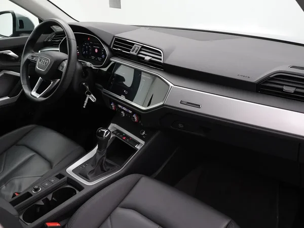 Audi Q3 (2022) — foto 21 van 27