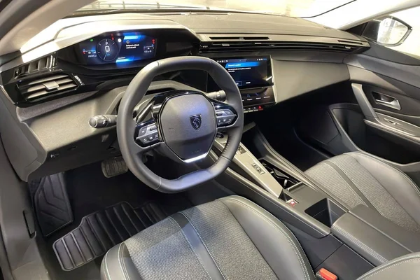 Peugeot 408 (2025) — foto 7 van 31
