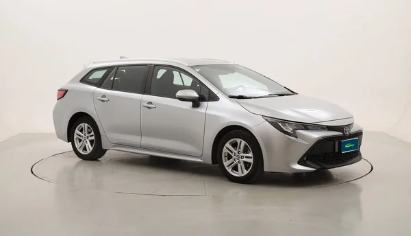 Toyota Corolla Hatchback Hybrid (HEV) (2022) — foto 21 van 23