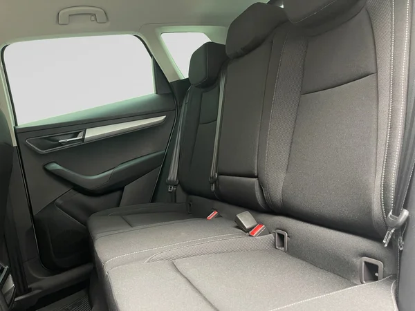 SKODA Karoq (2025) — foto 6 van 12