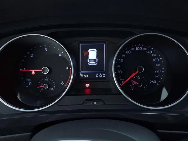 Volkswagen Tiguan (2023) — foto 2 van 28