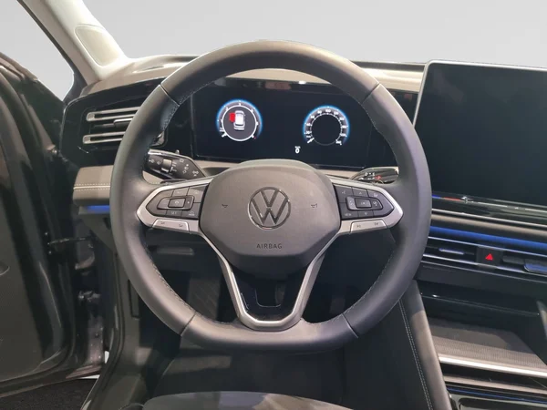 VOLKSWAGEN Tiguan (2025) — foto 7 van 15