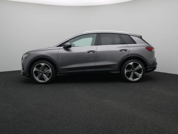 AUDI Q4 e-tron (2025) — foto 14 van 17