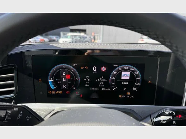 VOLKSWAGEN Passat Variant (2026) — foto 6 van 29