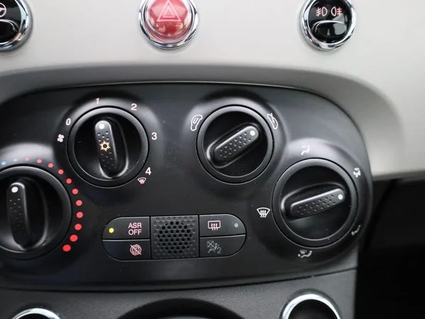 Fiat 500 (2021) — foto 14 van 37