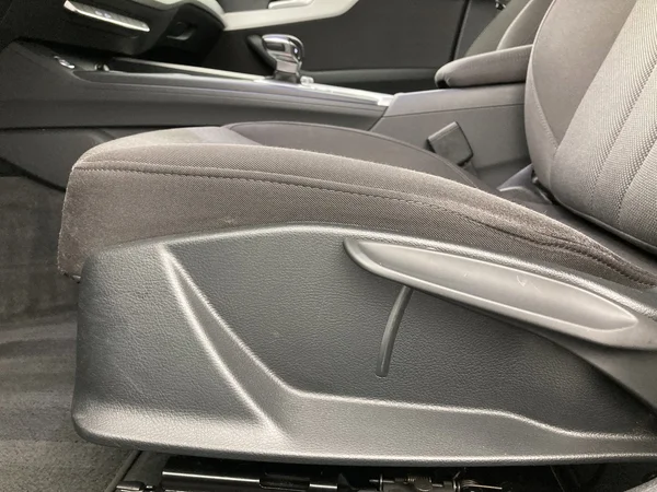 AUDI A4 Avant (2021) — foto 28 van 36