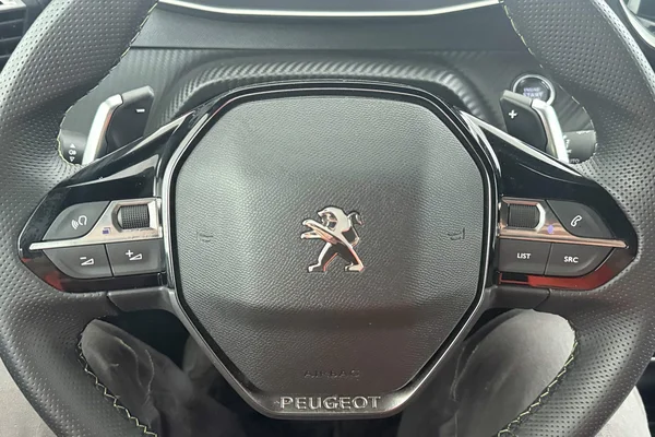 Peugeot 208 (2023) — foto 14 van 24