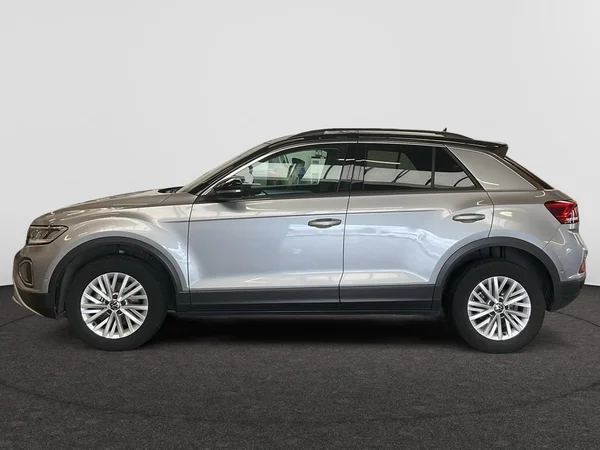 VOLKSWAGEN T-Roc (2022) — foto 12 van 22