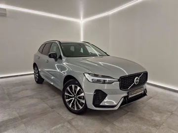 Volvo XC60 b2927fc1-9b64-4b0b-8f18-390c29cf5a47