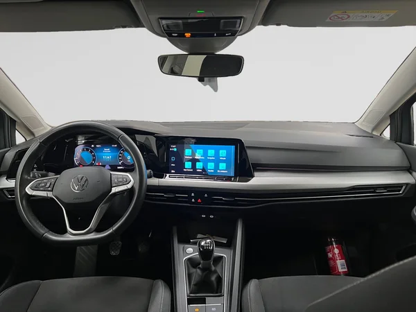 VOLKSWAGEN Golf VIII (2023) — foto 17 van 20