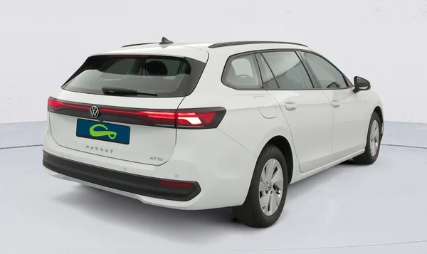 Volkswagen Passat SW (2024) — foto 23 van 27