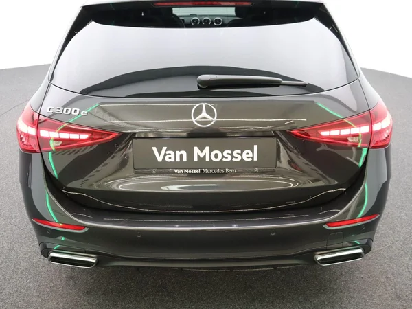 Mercedes-Benz C-Klasse (2025) — foto 15 van 28