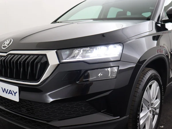 SKODA Karoq (2025) — foto 8 van 18
