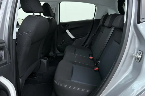 Peugeot 208 (2019) — foto 14 van 15