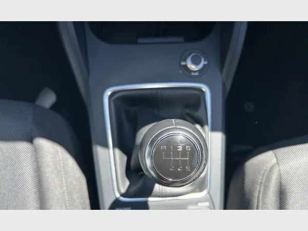 Audi Q2 (2019) — foto 8 van 28