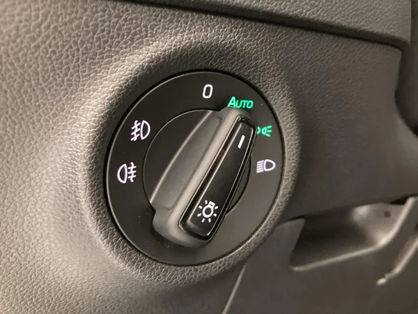 SKODA Karoq Dsl (2021) — foto 24 van 36