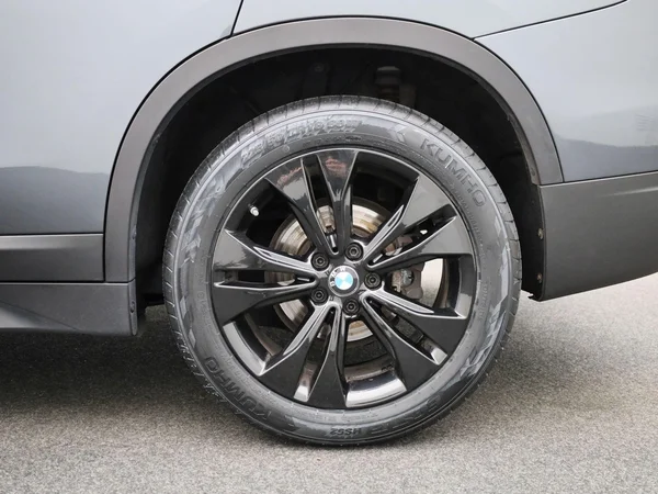 BMW X1 (2021) — foto 7 van 39