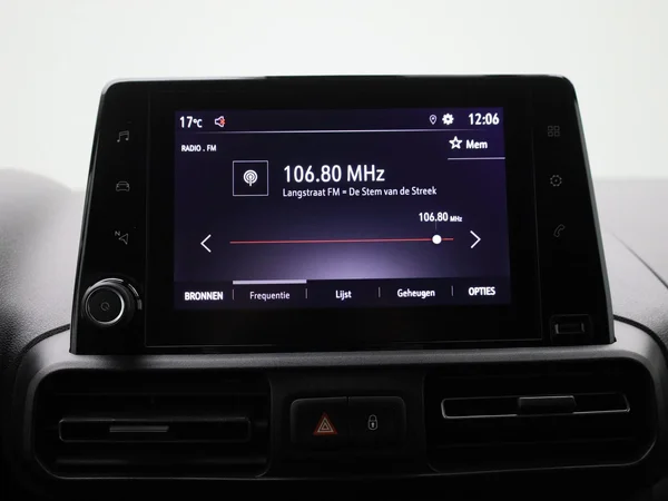 Opel Combo Life (2023) — foto 11 van 34
