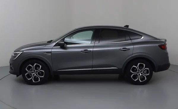 Renault Arkana E-TECH (HEV) (2022) — foto 12 van 34