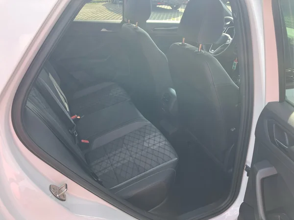 VOLKSWAGEN T-Roc (2023) — foto 11 van 24