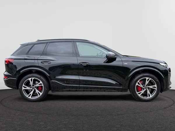 AUDI Q6 e-tron (2026) — foto 22 van 24