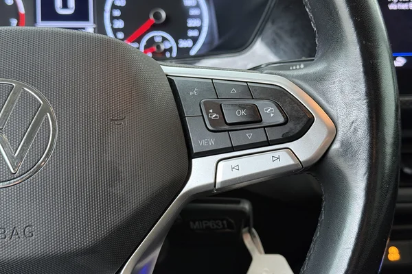 Volkswagen T-Cross (2022) — foto 6 van 21