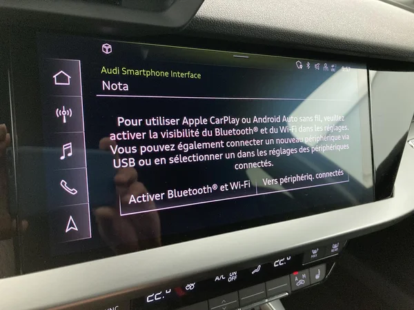 AUDI A3 Sportback PHEV (2021) — foto 11 van 36