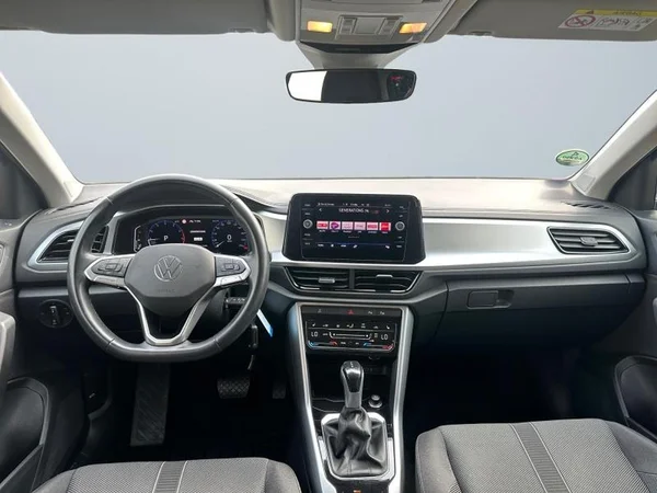 VOLKSWAGEN T-Roc (2022) — foto 24 van 24