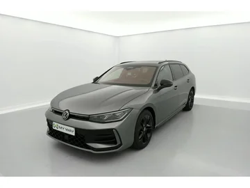 VOLKSWAGEN Passat SW (2024)