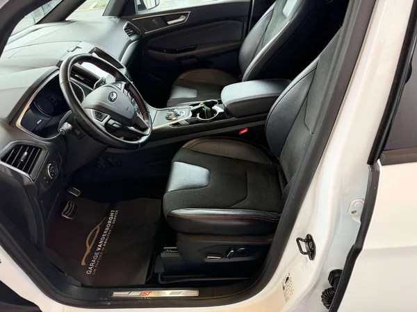Ford S-Max (2023) — foto 2 van 22