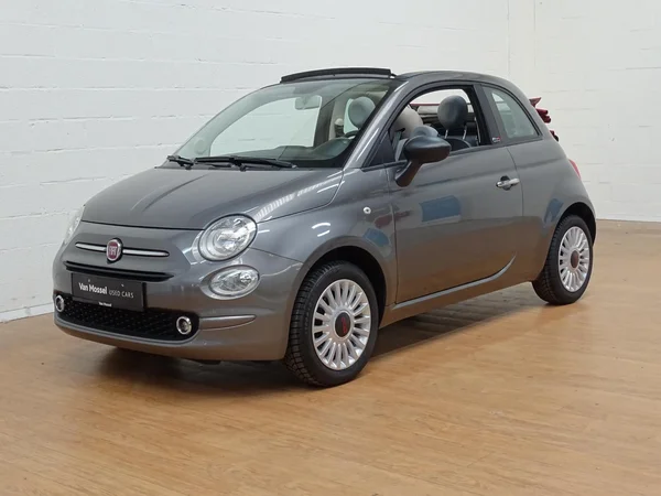 Fiat 500C (2017) — foto 19 van 23