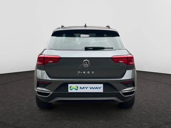 VOLKSWAGEN T-Roc (2020) — foto 16 van 20