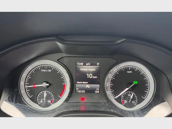 Skoda Karoq (2021) — foto 10 van 29