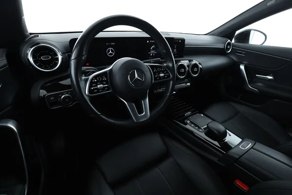 Mercedes-Benz CLA-Klasse (2022) — foto 2 van 16