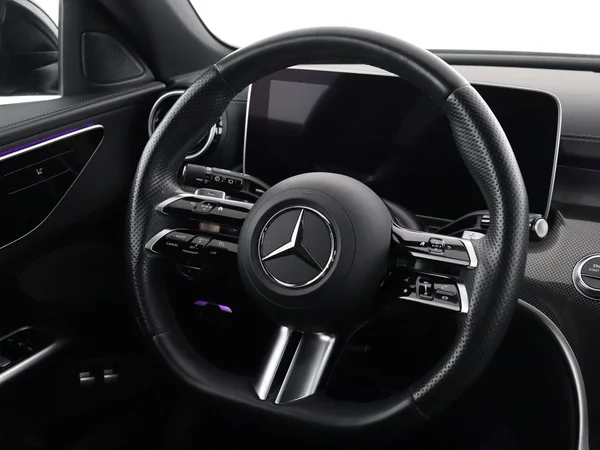 MERCEDES C 300 (2023) — foto 14 van 33