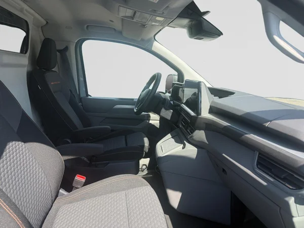 VOLKSWAGEN Transporter T7 26 Fourgon Swb Dsl (2026) — foto 3 van 4