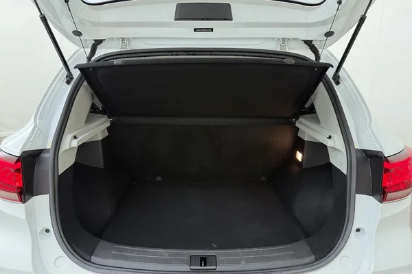 MG Zs (2024) — foto 15 van 19