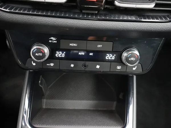 Škoda Fabia (2024) — foto 2 van 29
