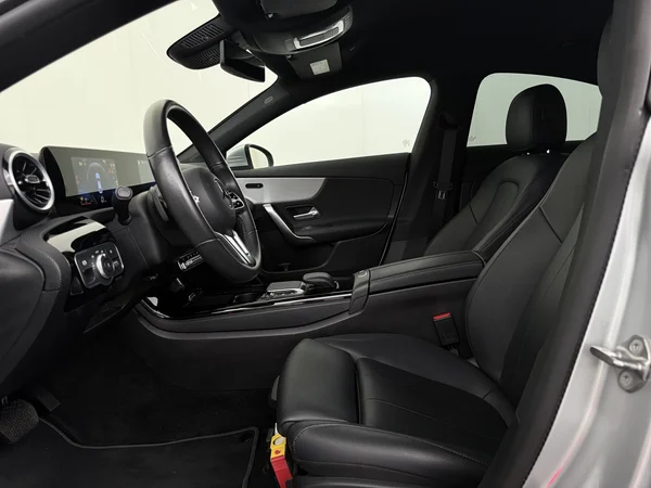 MERCEDES CLA 250 (2022) — foto 2 van 31