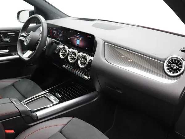 Mercedes-Benz B-Klasse (2025) — foto 17 van 32