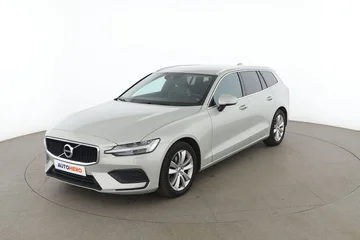 Volvo V60 53e145b4-a93e-48c4-884f-41acb9539339