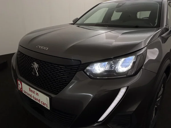 PEUGEOT 2008 (2021) — foto 19 van 26