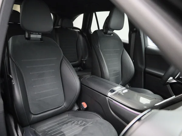Mercedes-Benz GLC (2025) — foto 41 van 52