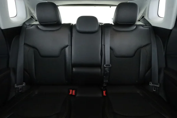 Jeep Compass (2017) — foto 6 van 16