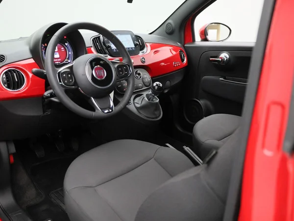Fiat 500C (2023) — foto 6 van 37