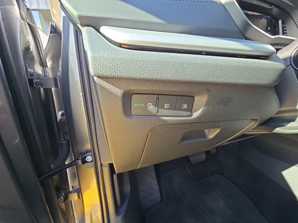 SKODA Octavia (2023) — foto 6 van 24
