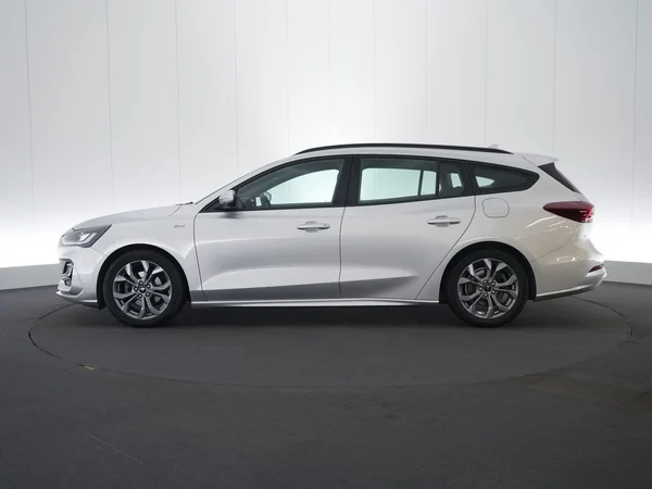 Ford Focus (2024) — foto 17 van 22