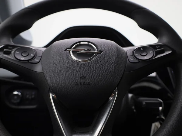 Opel Corsa (2023) — foto 20 van 37