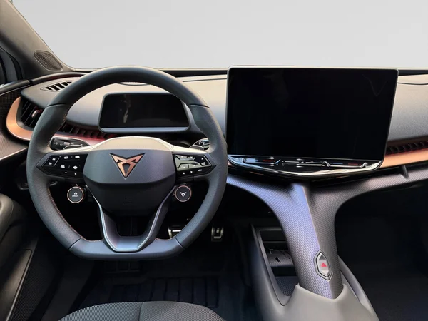 CUPRA Tavascan (2026) — foto 2 van 14