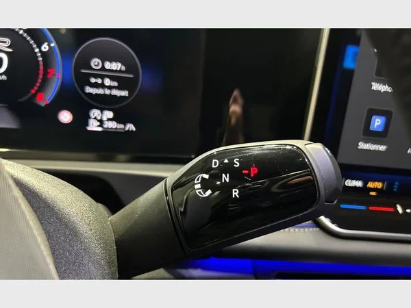 Volkswagen Tiguan (2025) — foto 17 van 29